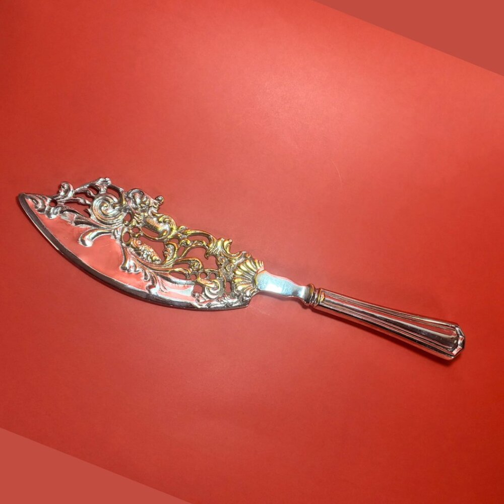 Elegant Serving Tool , Cake, pie or fish knife